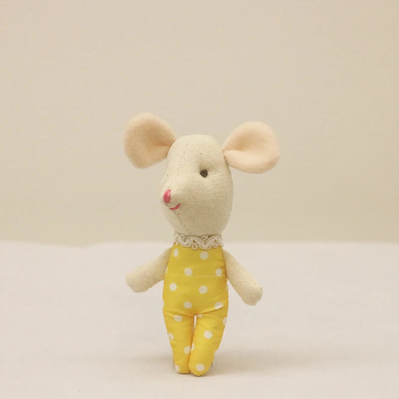 Legmic Toys for Girls Cute Baby Dolls Boy Girl the Mouse Family Mini Plush Doll House Cute Mouse Doll Box Family Toys